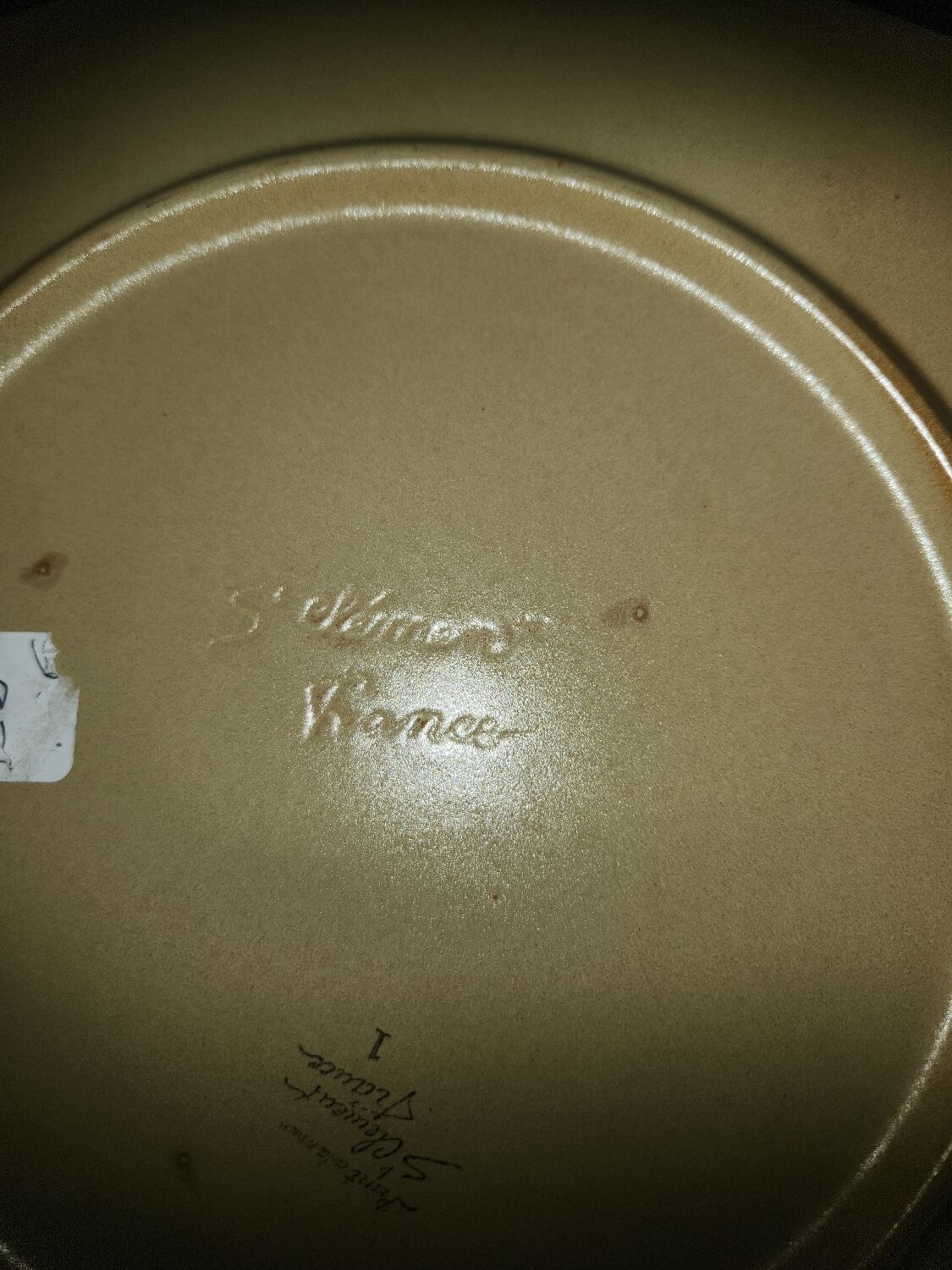 Dish in Saint Clement