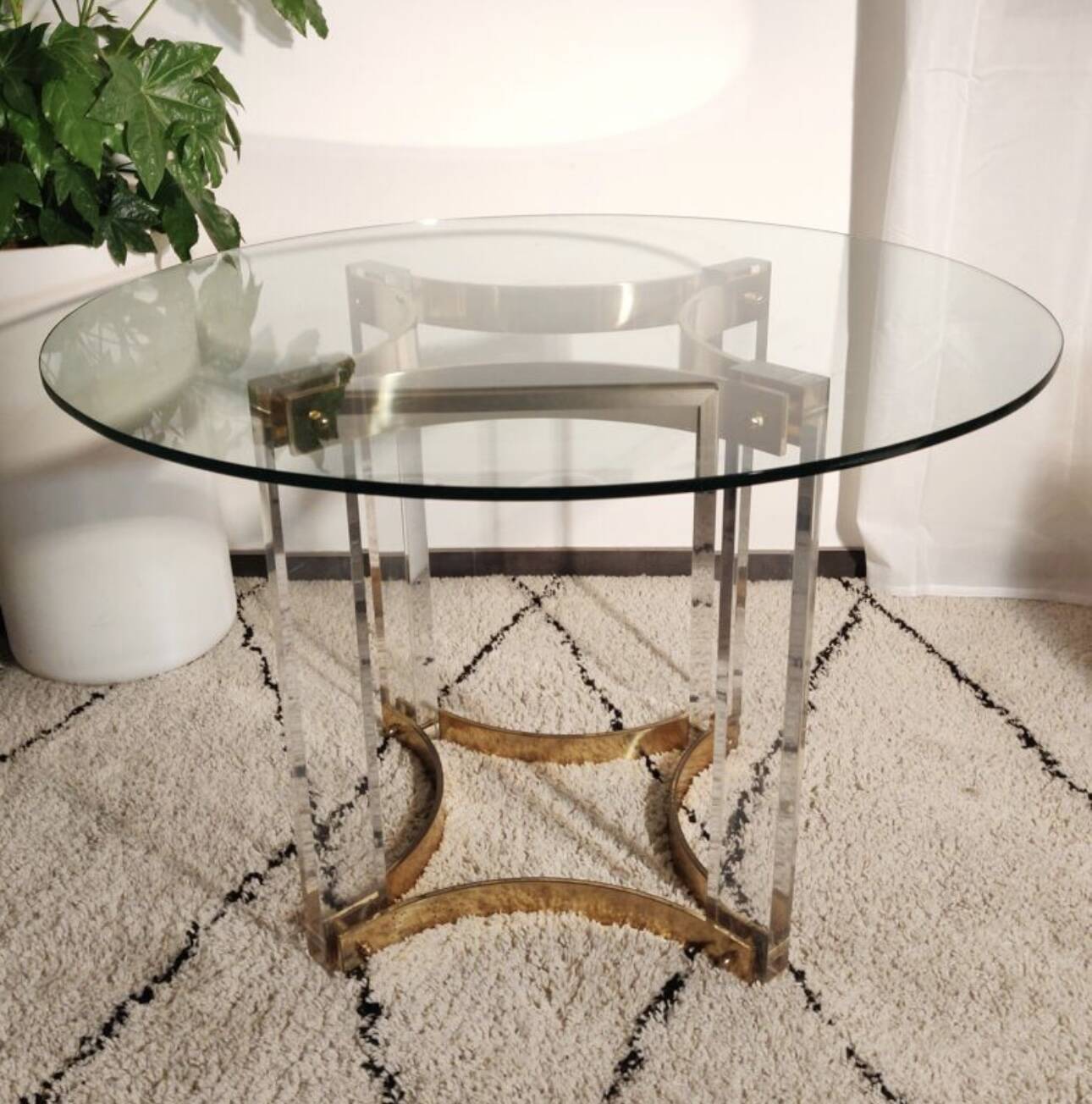 Table by Alessandro Albrizzi