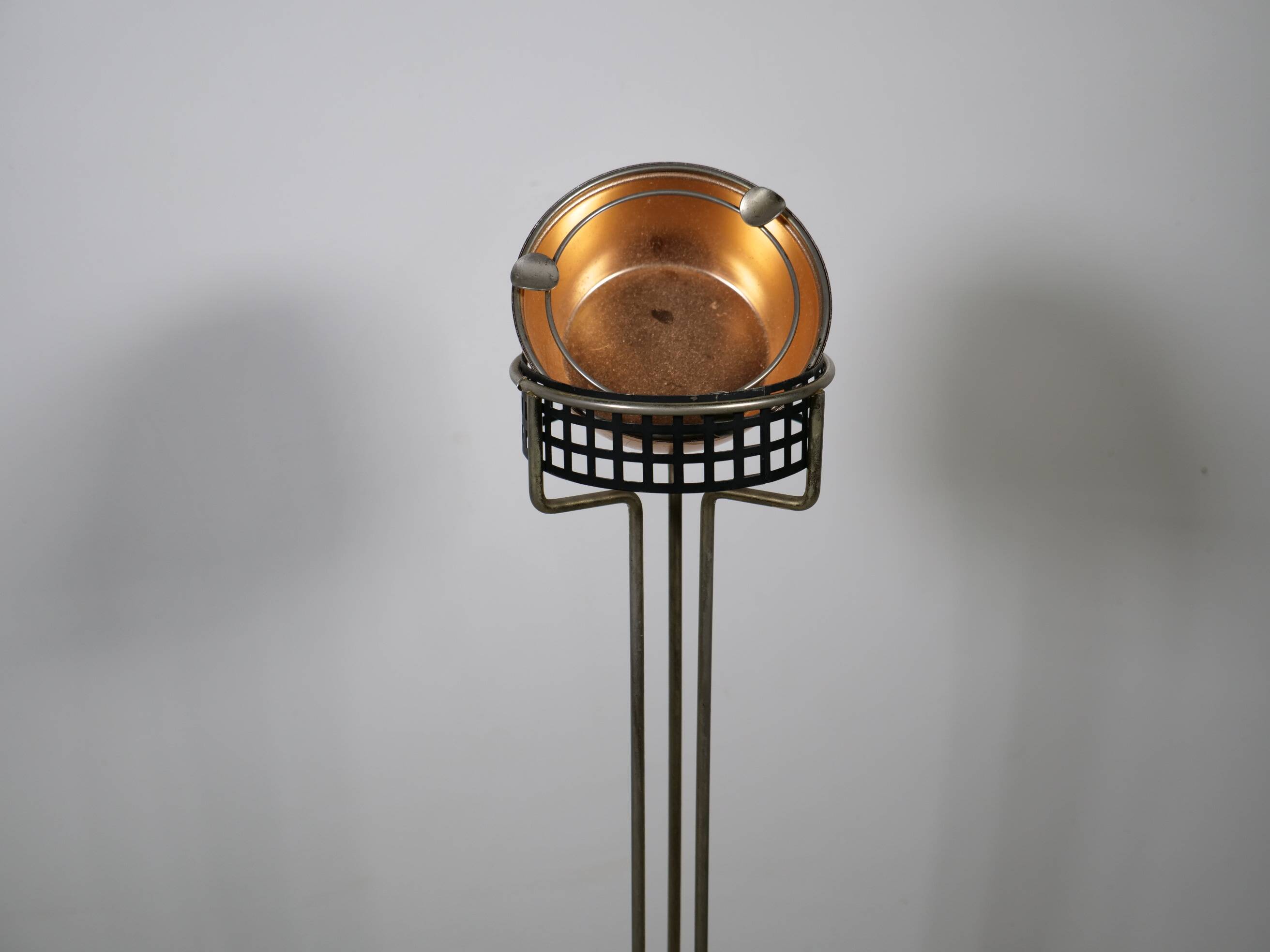 Standing Mid-Century String Ashtray, 1960s