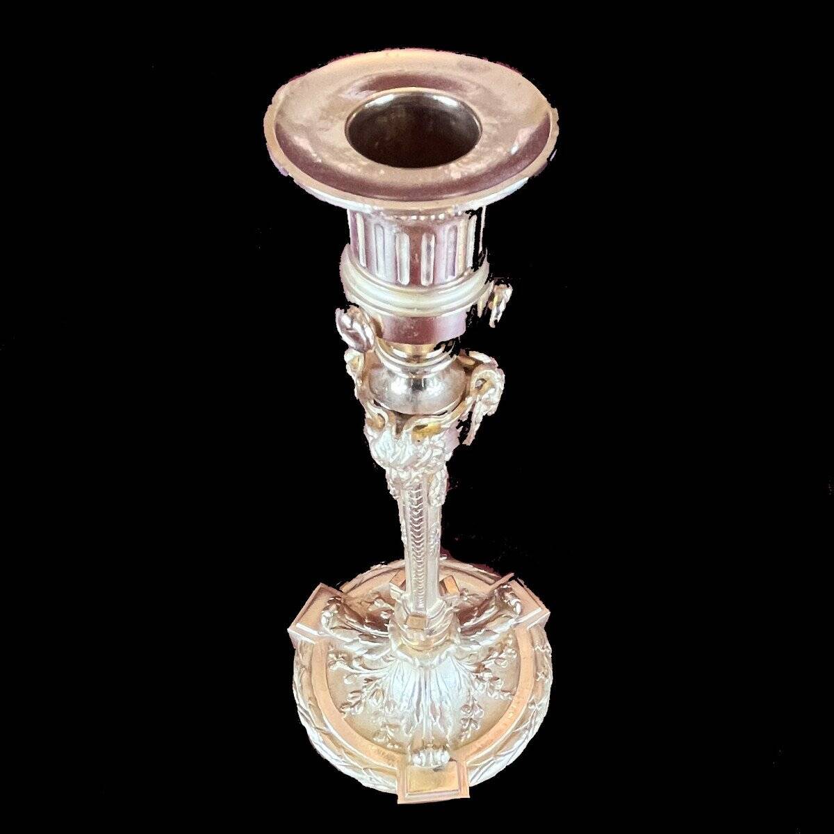 Paire de bougeoirs en bronze doré et ciselé Maison Marnyhac, 19ème siècle