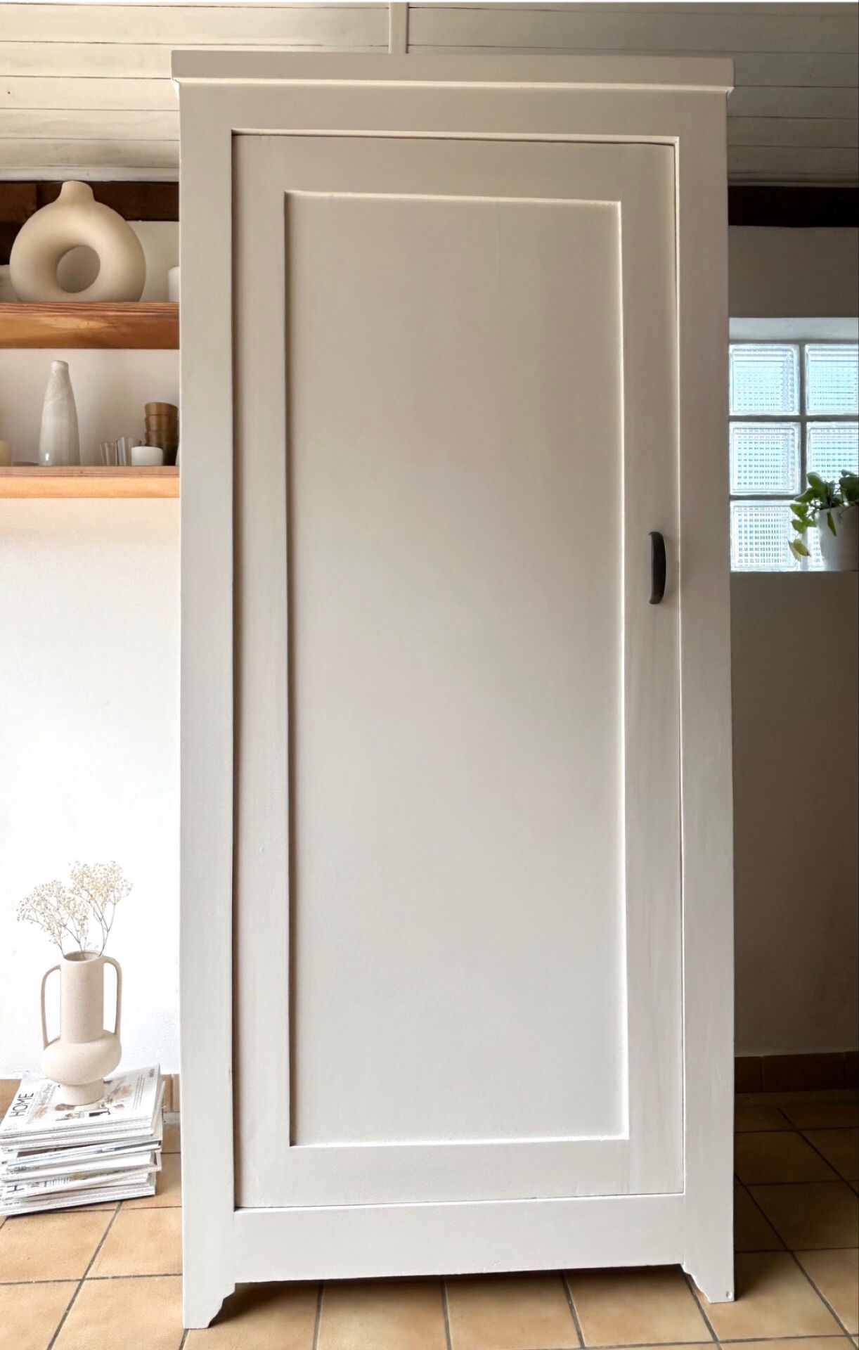 Armoire parisienne