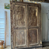 L’armoire ancienne patinée