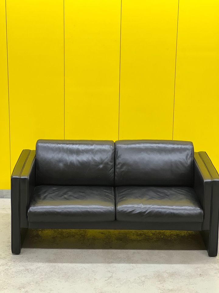 Walter Knoll Studio Line Series black leather 2 seater sofa designed by Jürgen Lange