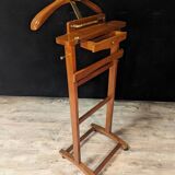 Valet De Chambre De La Maison Herdasa En Hêtre Clair
