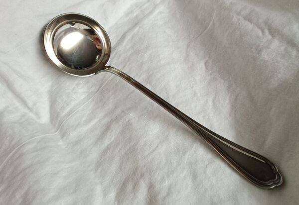 Louche en métal argenté de christofle modèle ''spatours