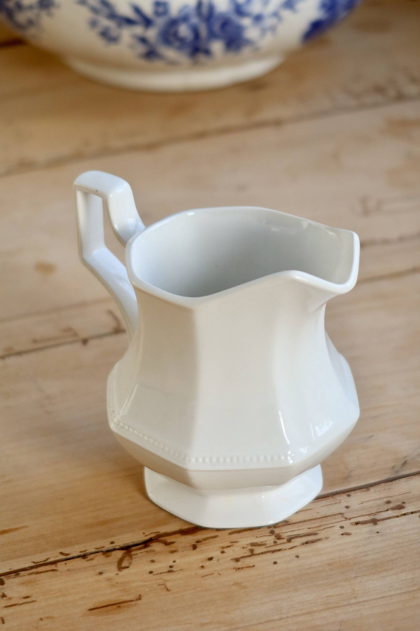 English porcelain milk jug by Johnson Brothers, model Pearl, with design.