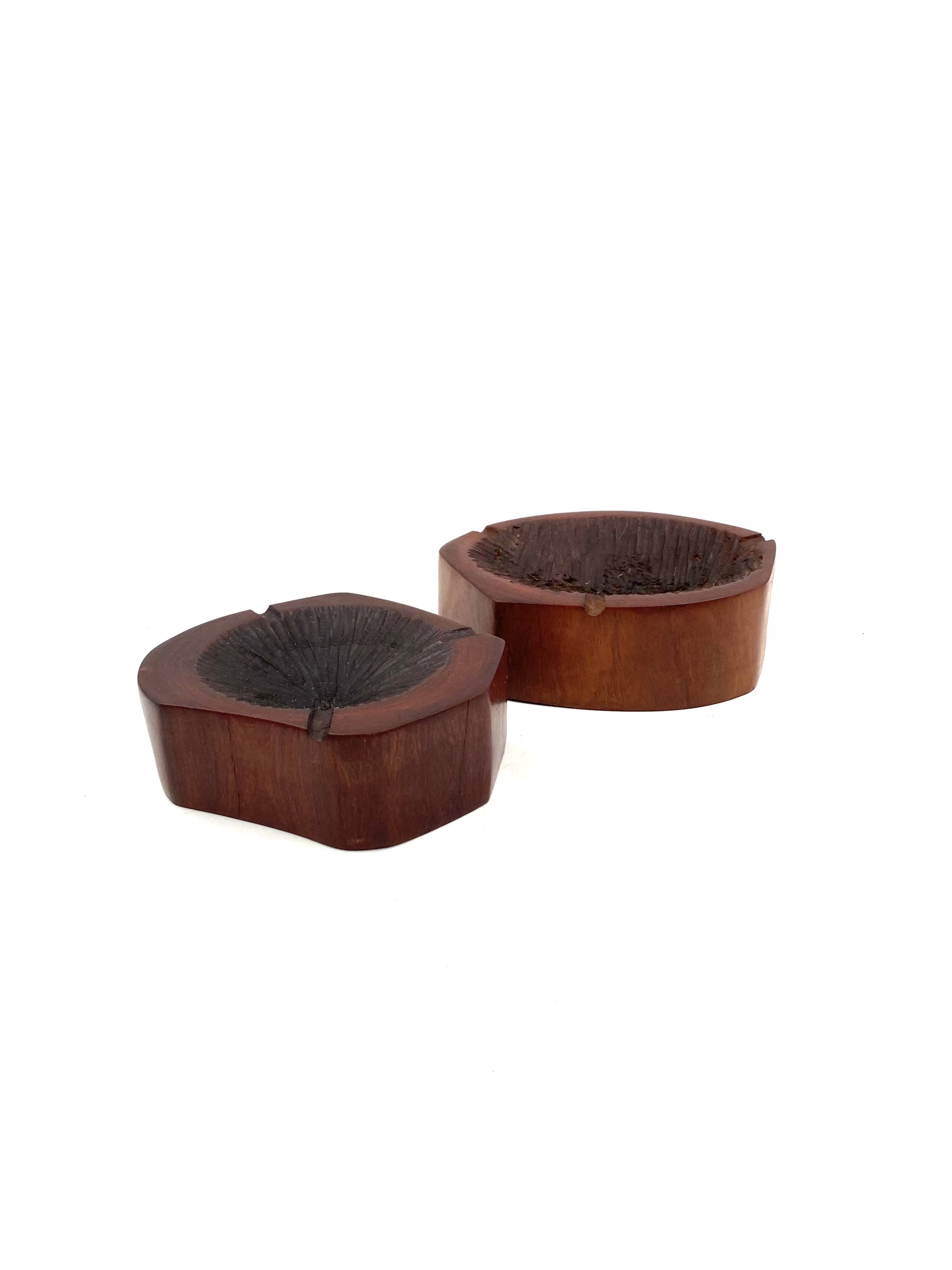 Organic modern set of 2 wood ashtrays, France 1970s