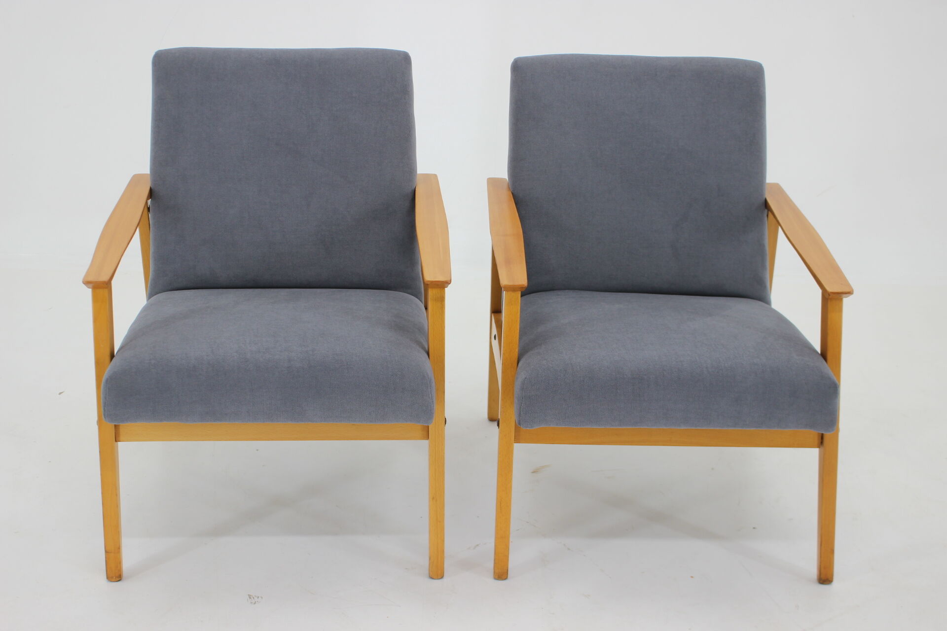 1960s Pair of Beech Armchairs, Czechoslovakia