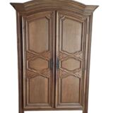 Armoire ancienne en bois massif