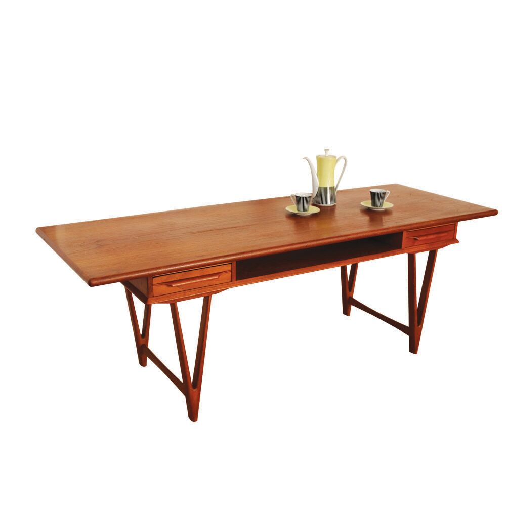 Model 32 v-legged teak coffee table by e.w.bach for møbelfabrikken toften, denmark, 1960s