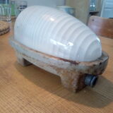 Wall lamp holophane 4120