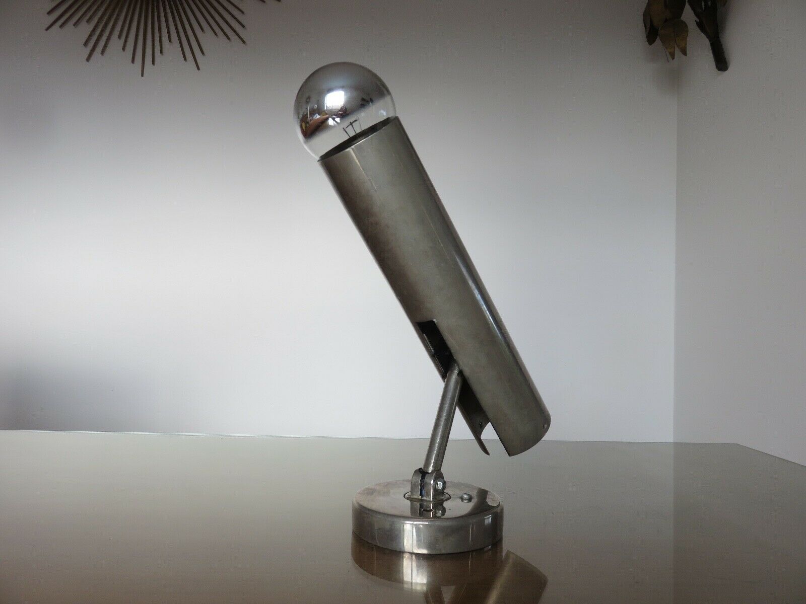 Minimalist wall lamp " lita " articulated in chrome brass 70s