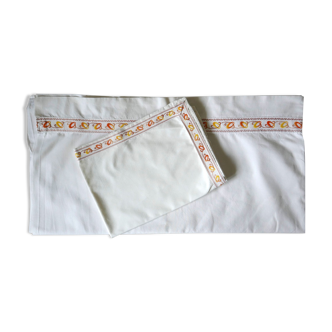 Children's sheet and pillowcase set