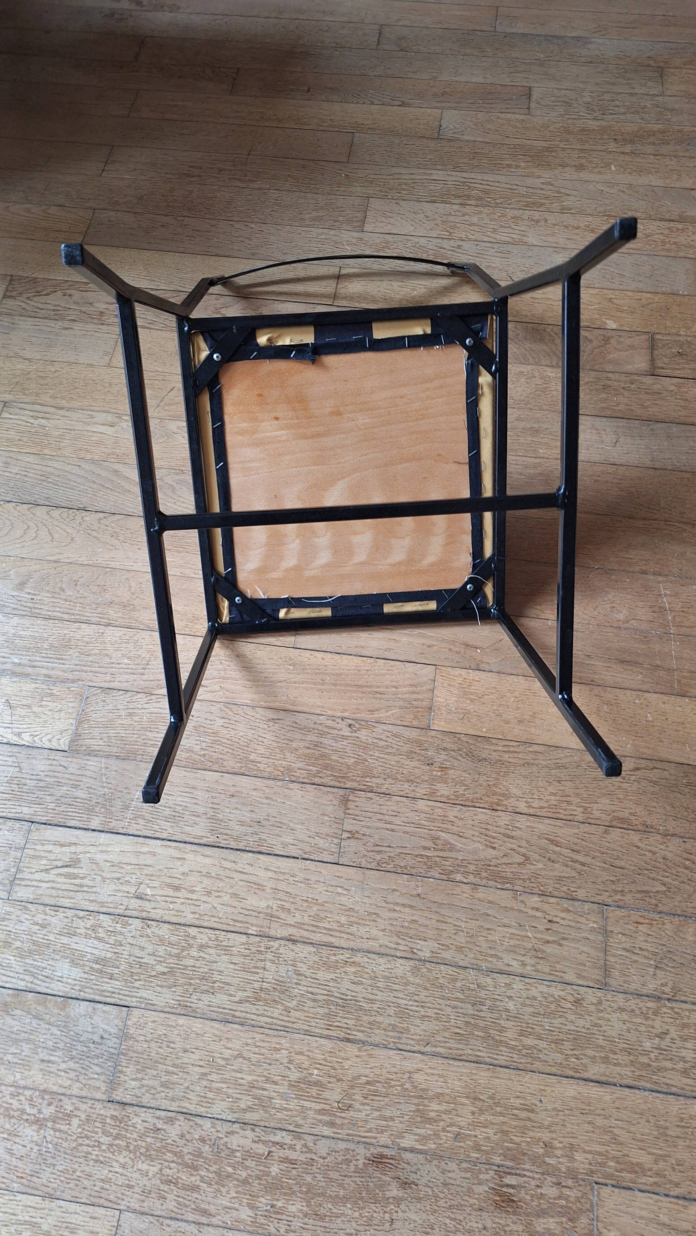 4 padded metal chairs