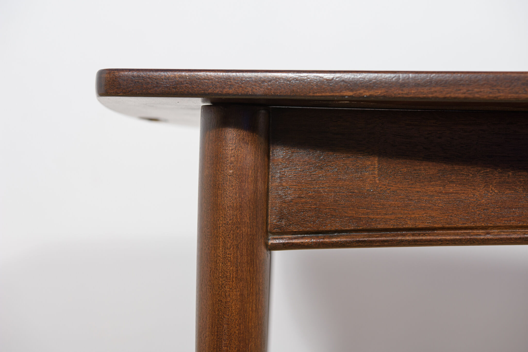 Mid-Century Mahogany Extending Dining Table by White & Newton, United Kingdom, 1960s