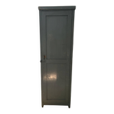 Armoire parisienne ancienne patinée, avec étagères amovibles 