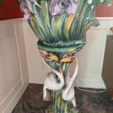 Pot cover on stand