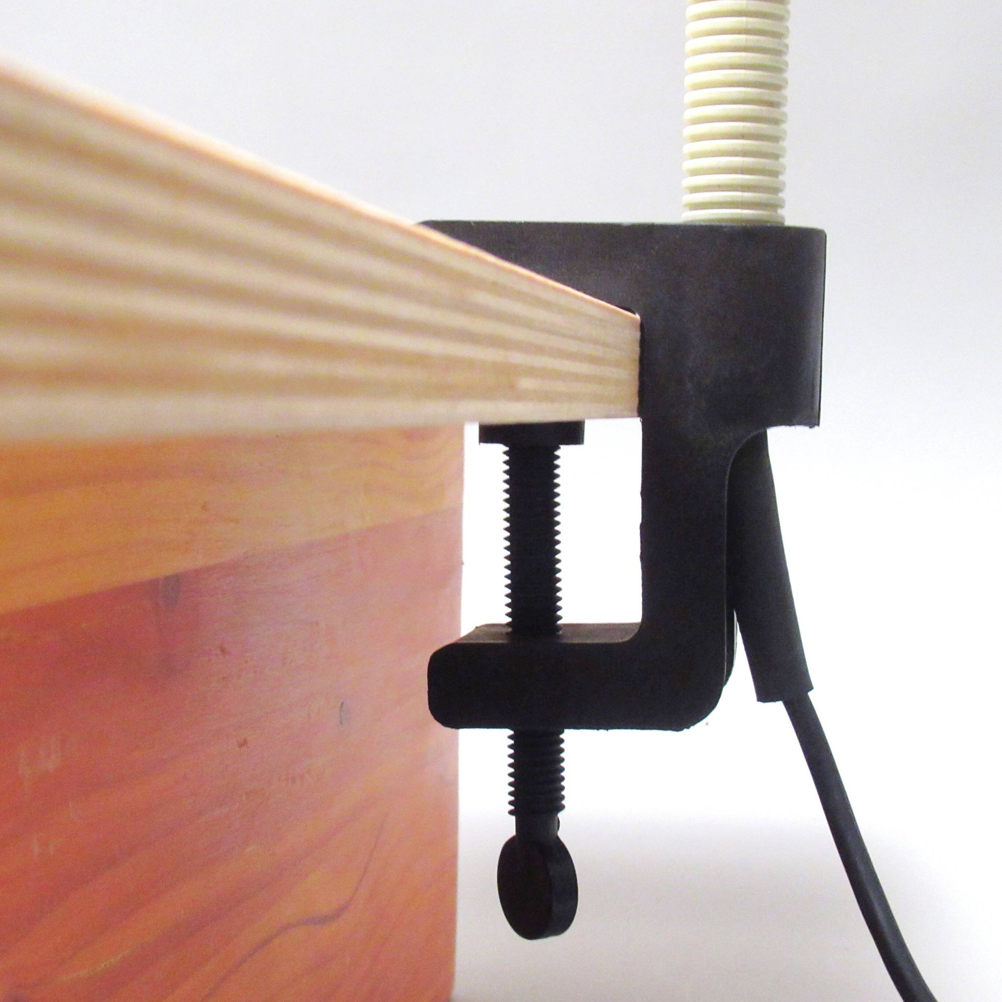 Lampe de bureau Hebi crème Isao Hosoe Valenti