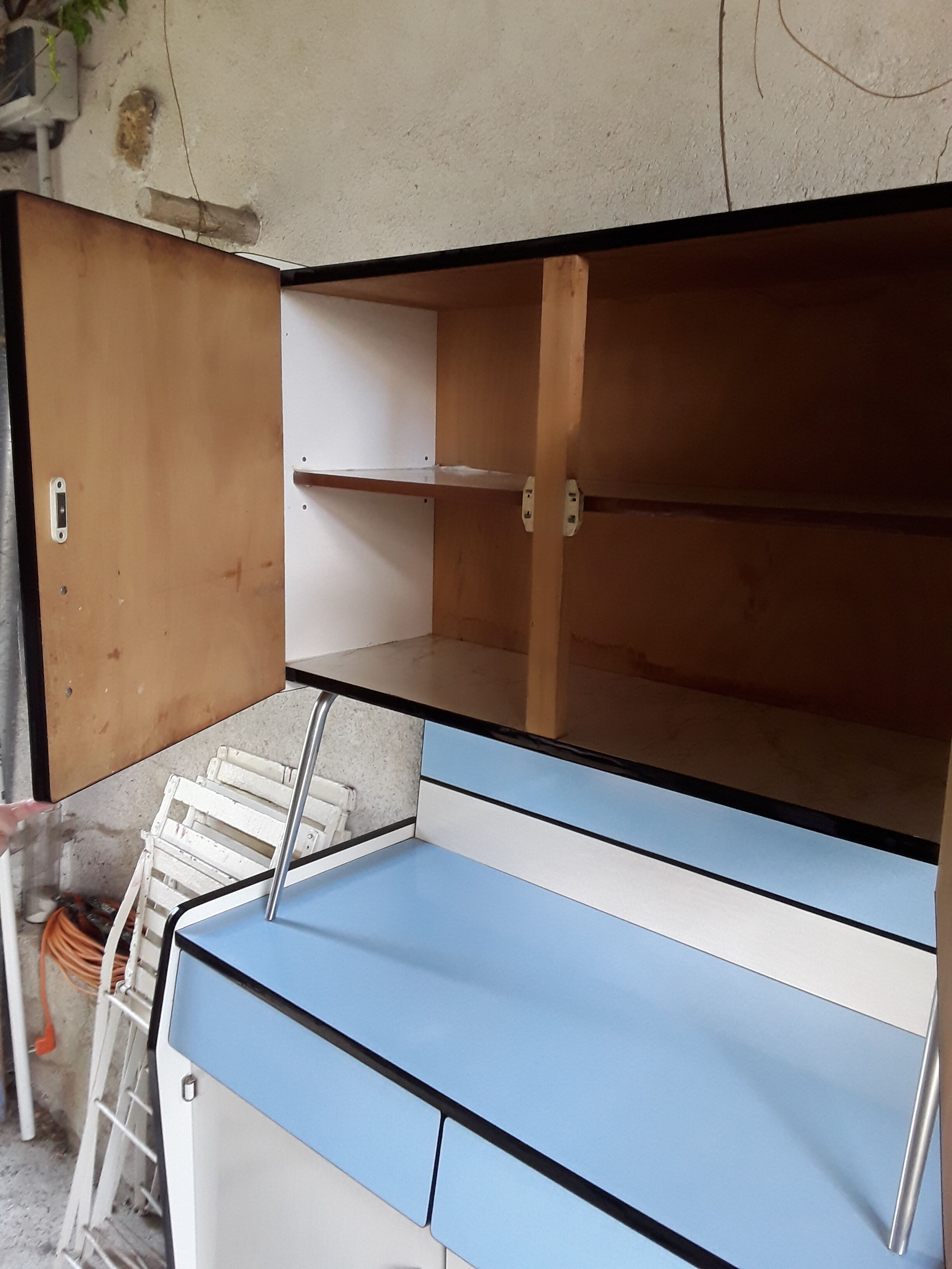 Vintage kitchen buffet in formica 60s/70s
