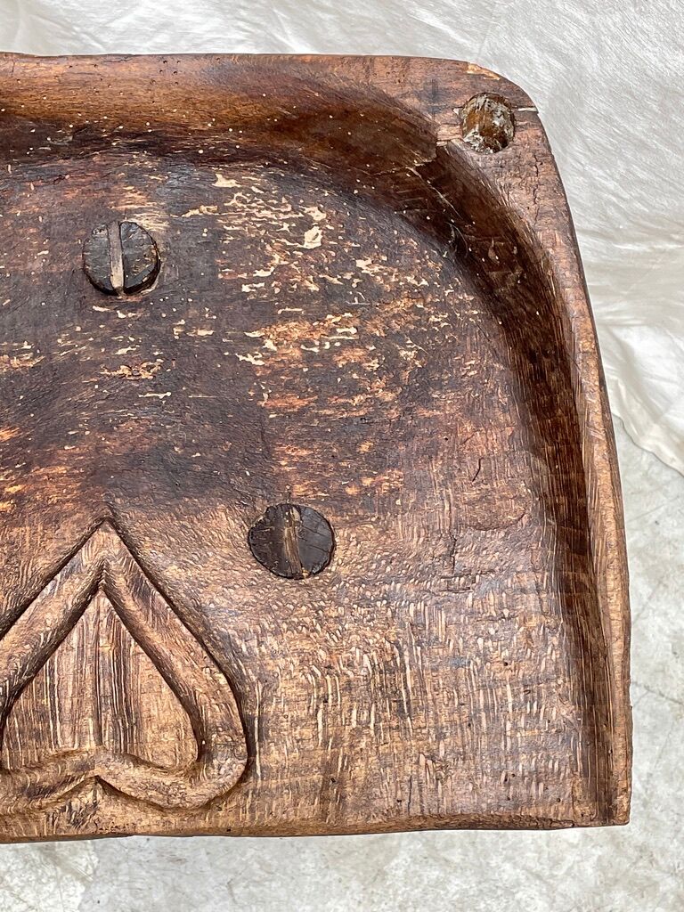 Tabouret art populaire brut