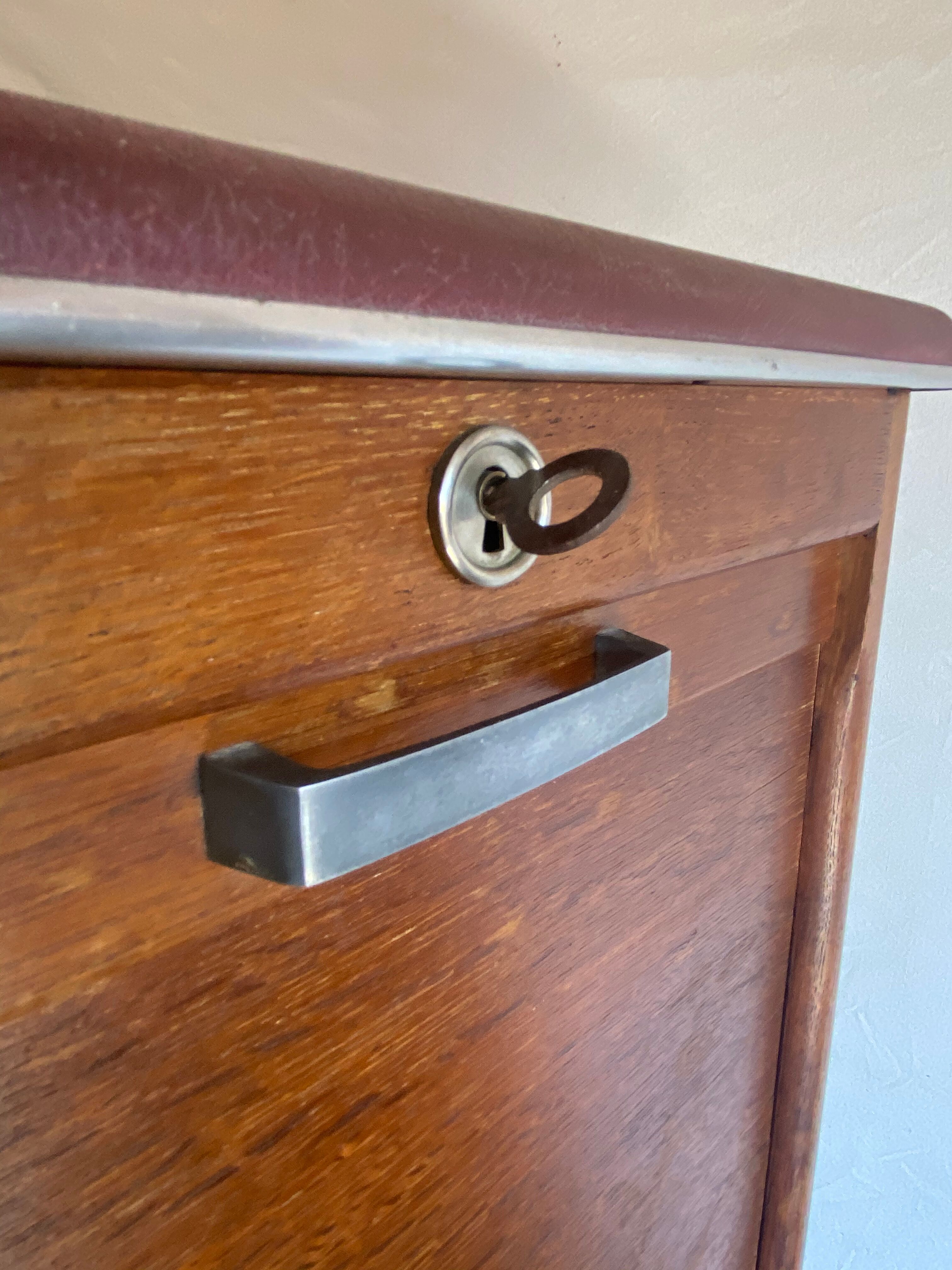 Vintage curtain binder 1950