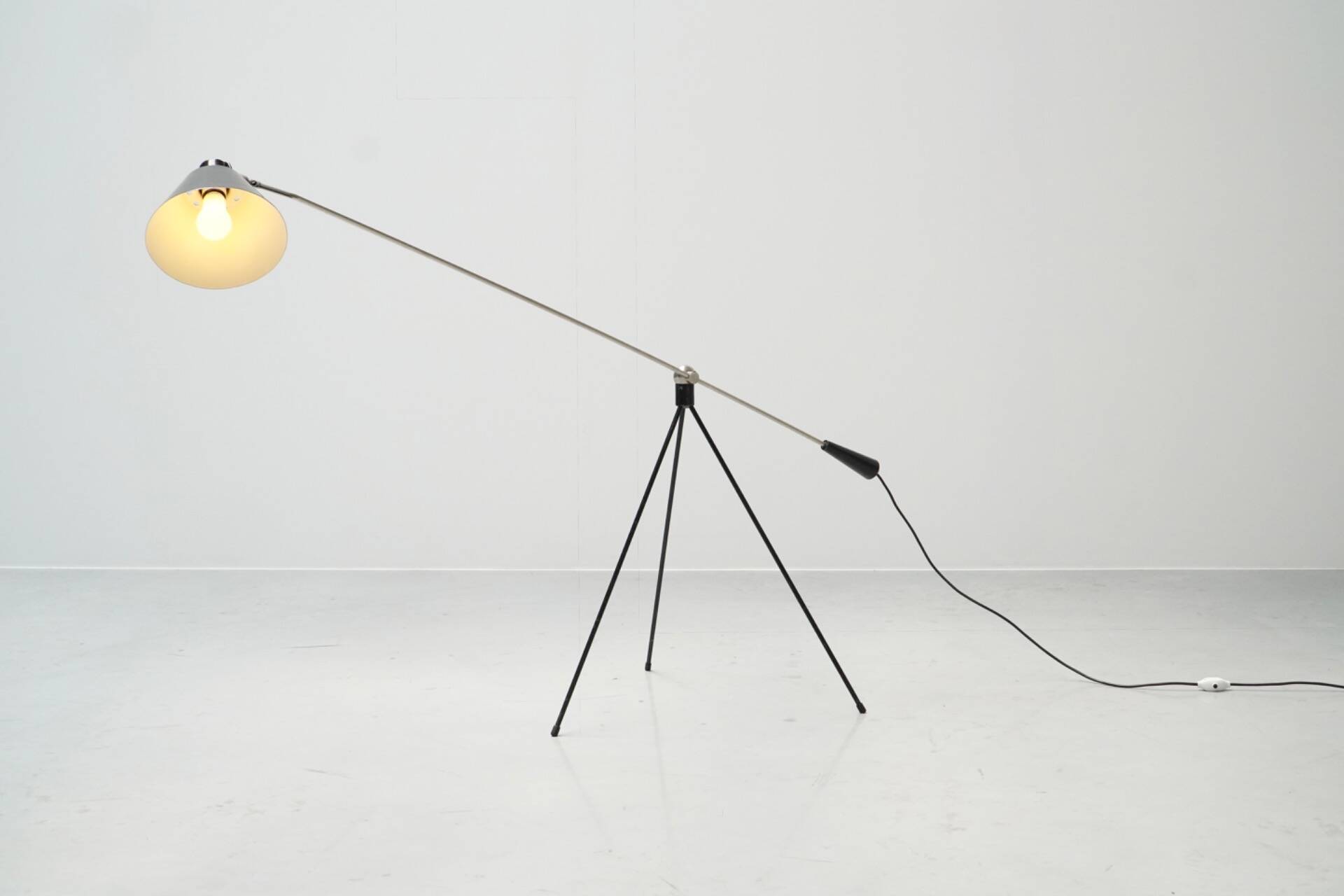 Henk Fillekes, Magneto Floor Lamp for Artiforte