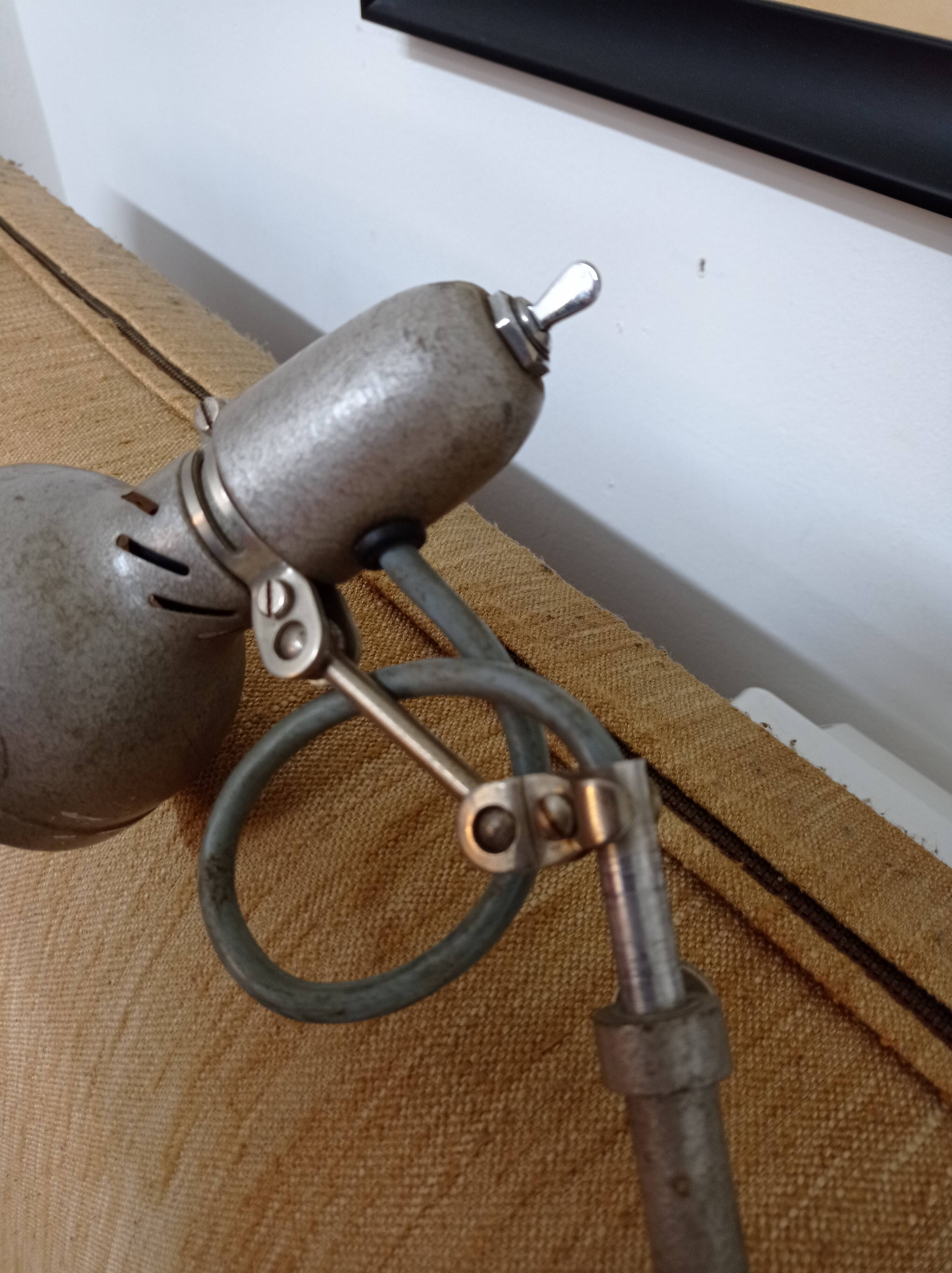 Lumina workshop lamp