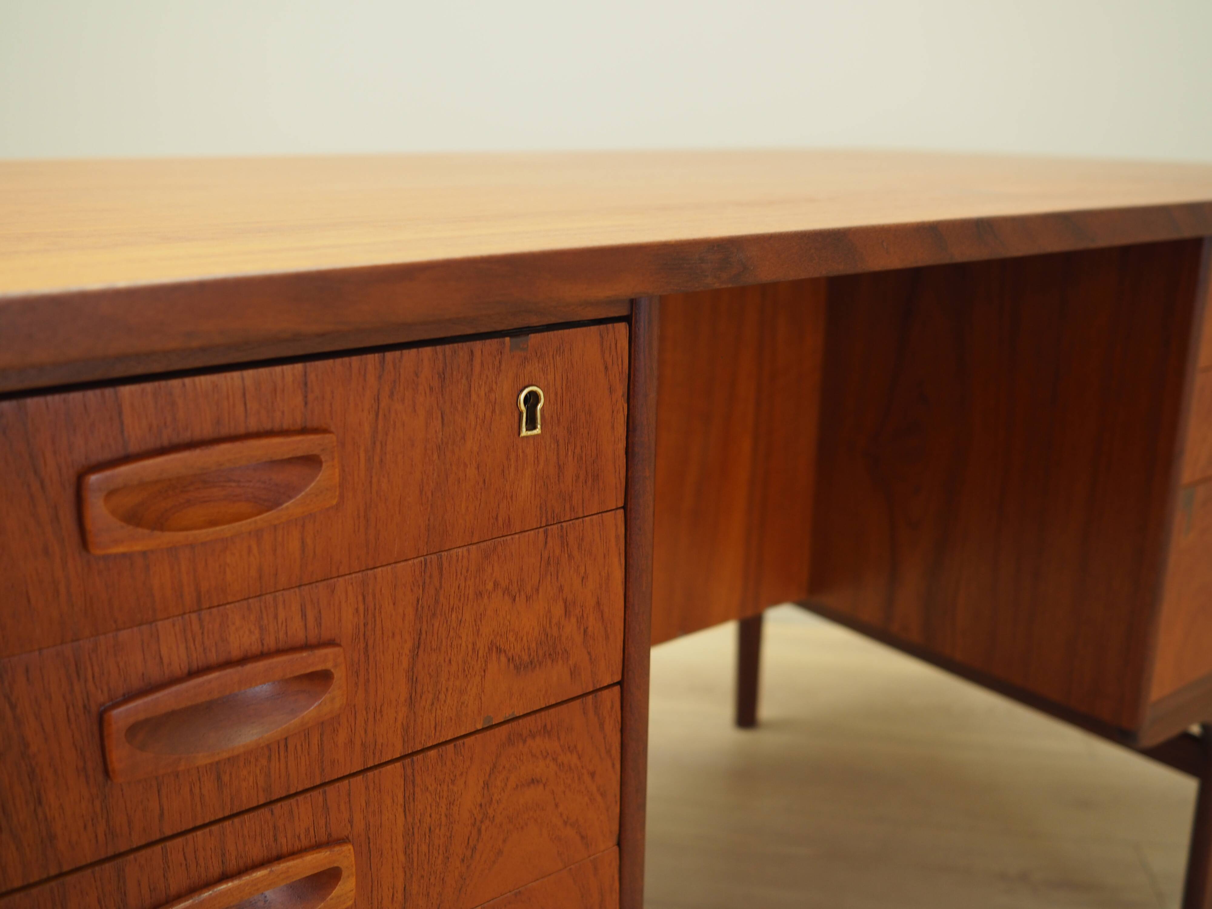 Teak desk, Danish design, 1960s
