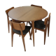 Table et quatre chaises scandinave
