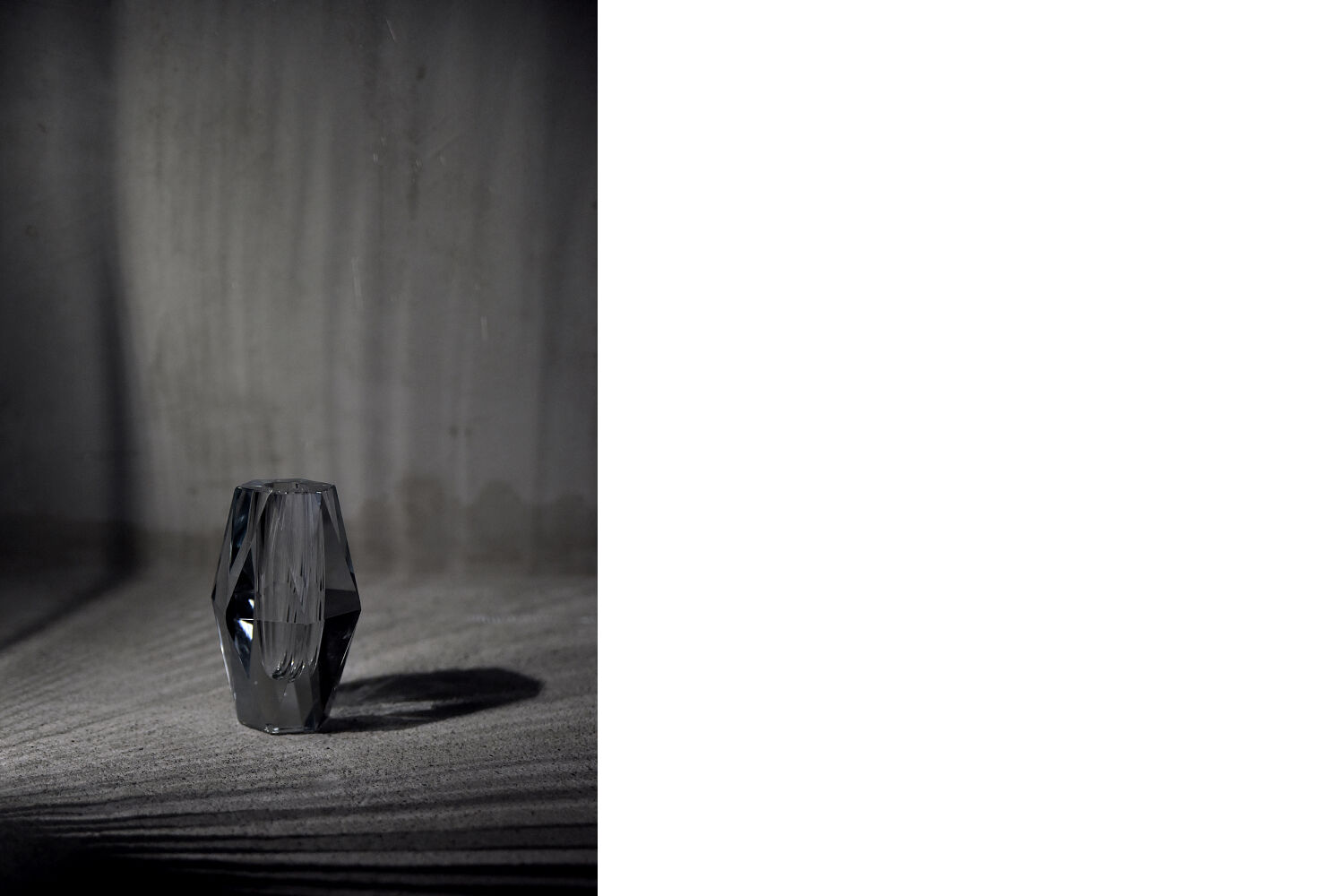 Mid-century glass vase by Asta Strömberg for Strömbergshyttan, 1960s