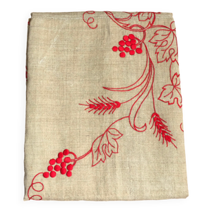 Nappe brodée tissu ancien