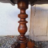 Wooden pedestal table