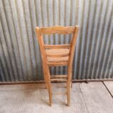Bar stool - high chair for standing food