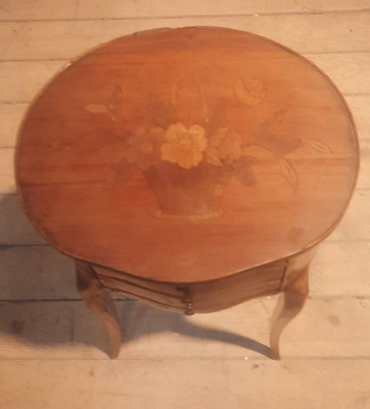 Chevet marquetté style Louis XV