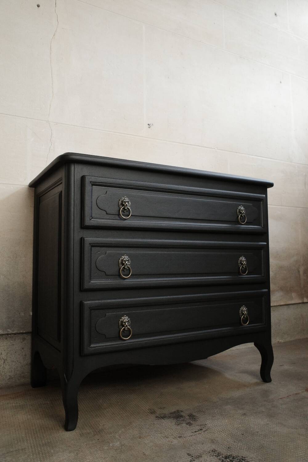 Black vintage chest of drawers