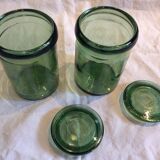 2 jars vintage