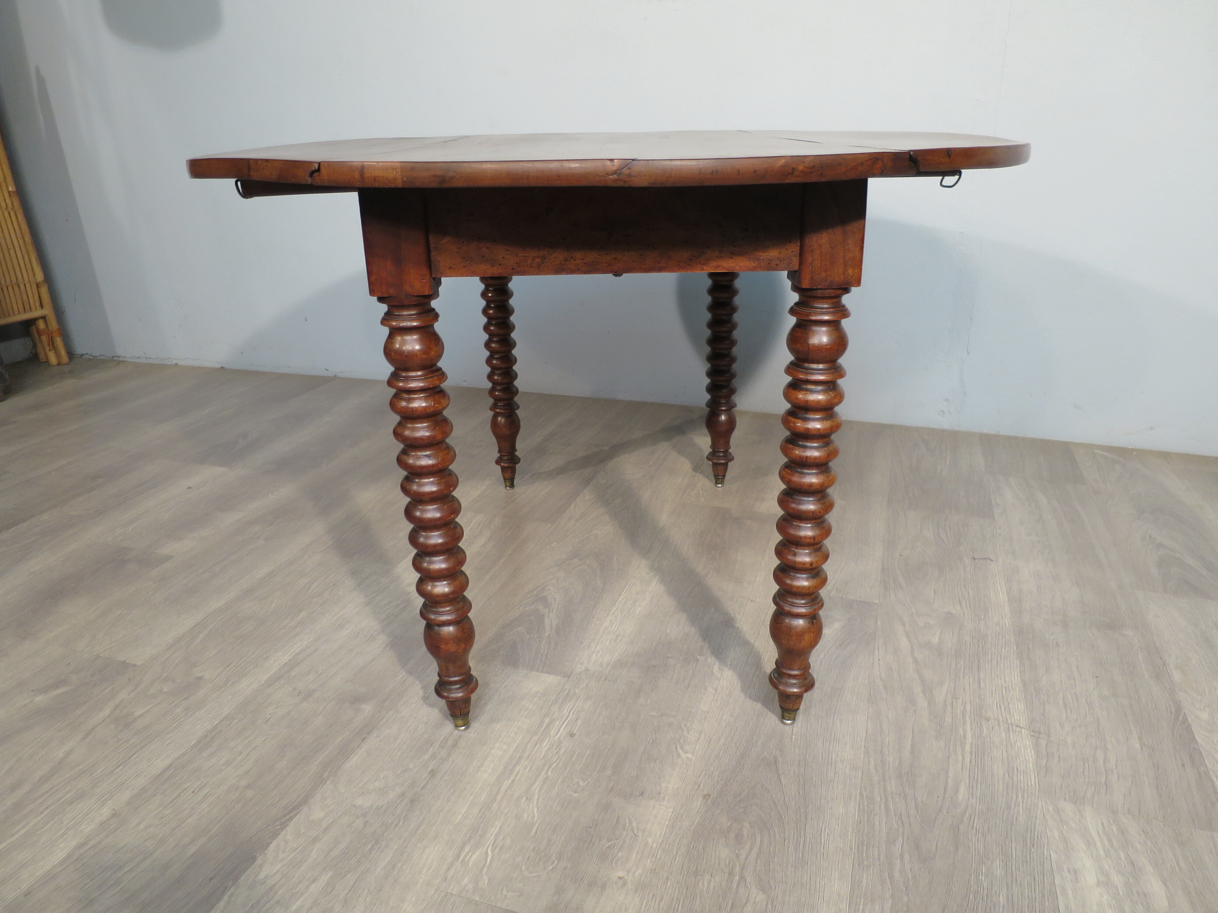 Louis Philippe walnut roundtable