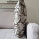 2 cushion covers
