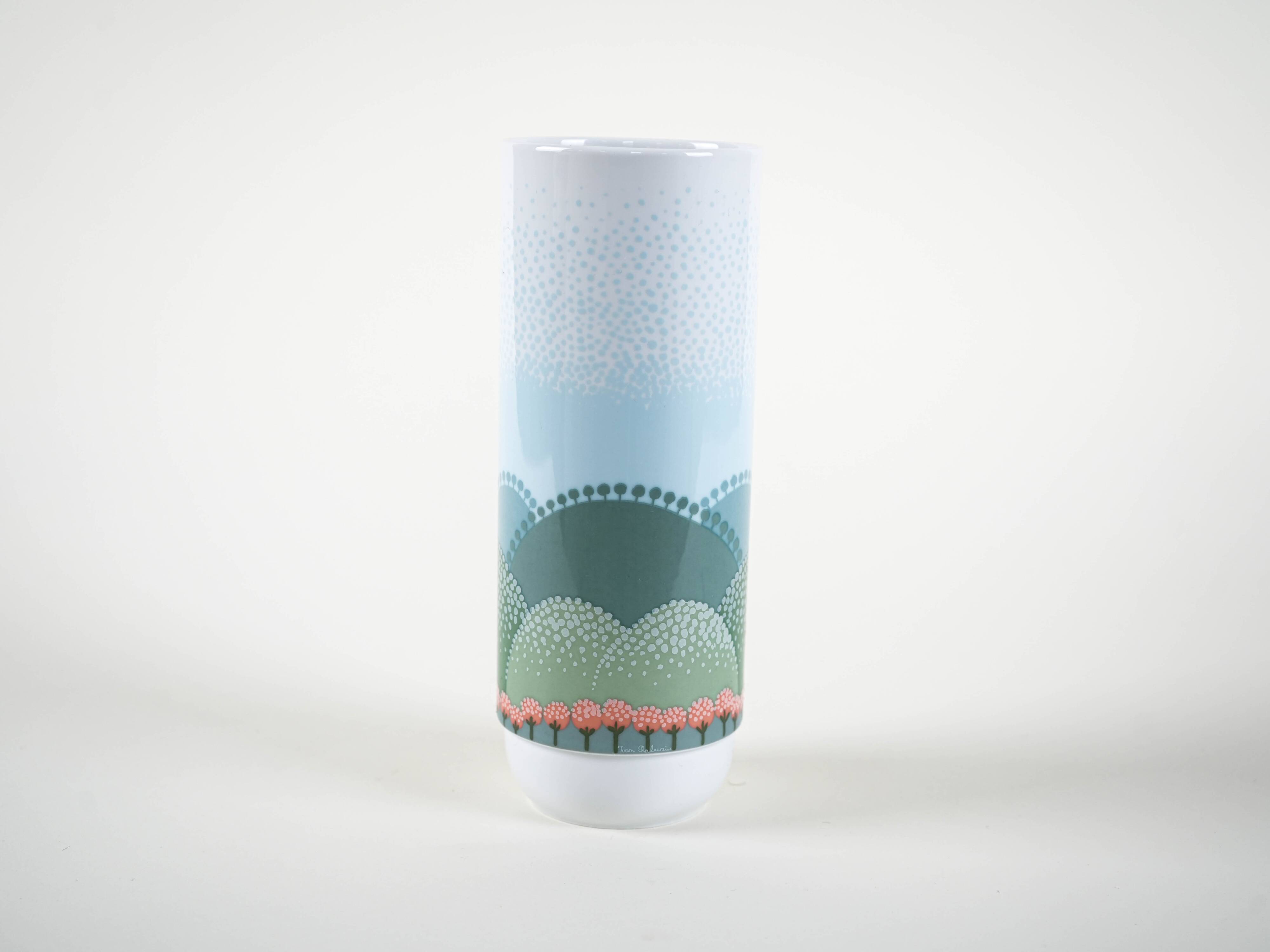Porcelain vase, European design, 1970s, designers: A. Pozzi & I. Rabuzin, m