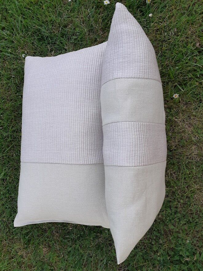 Nobilis Raffia band cushion