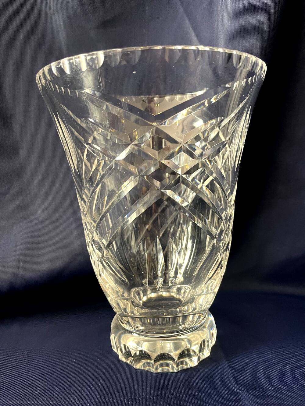 Crystal vase cut daum nancy france flared shape