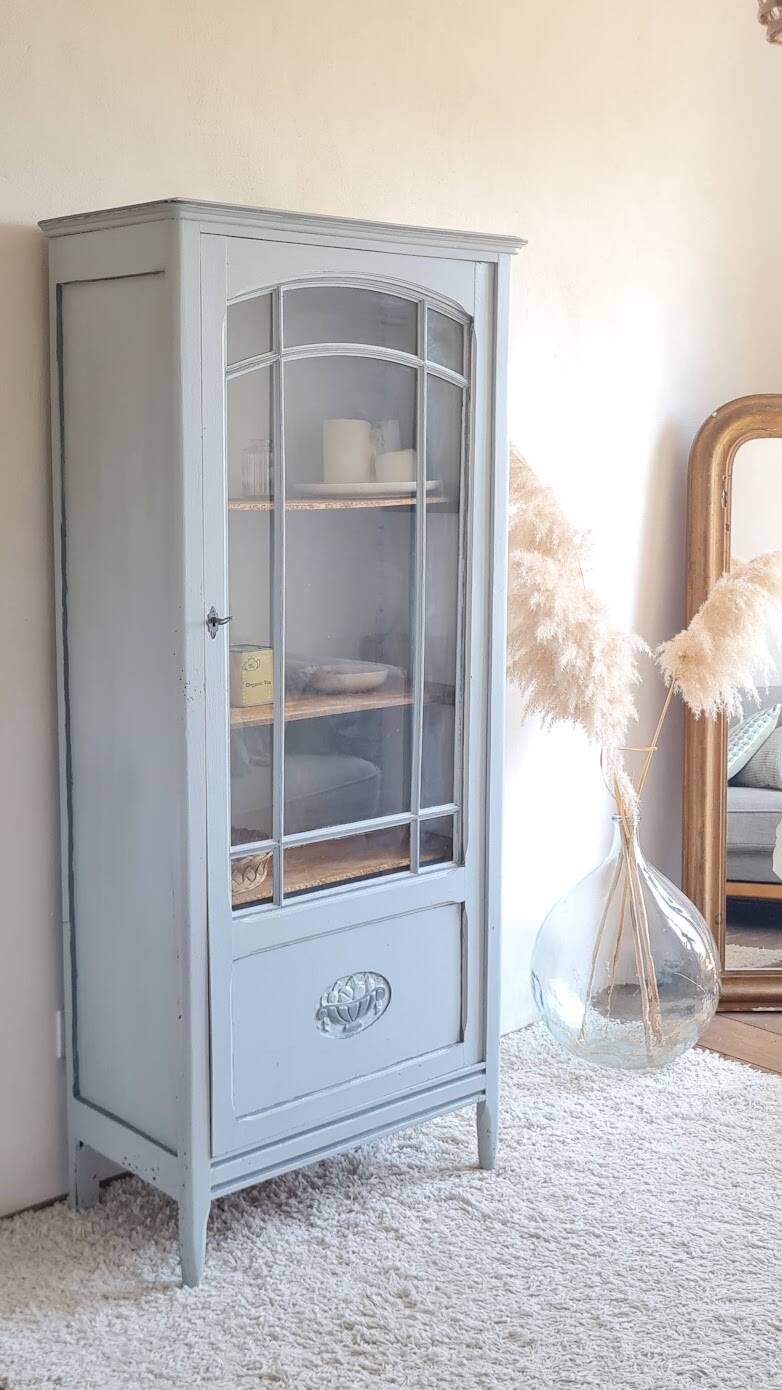 Parisian Art Deco glass cabinet
