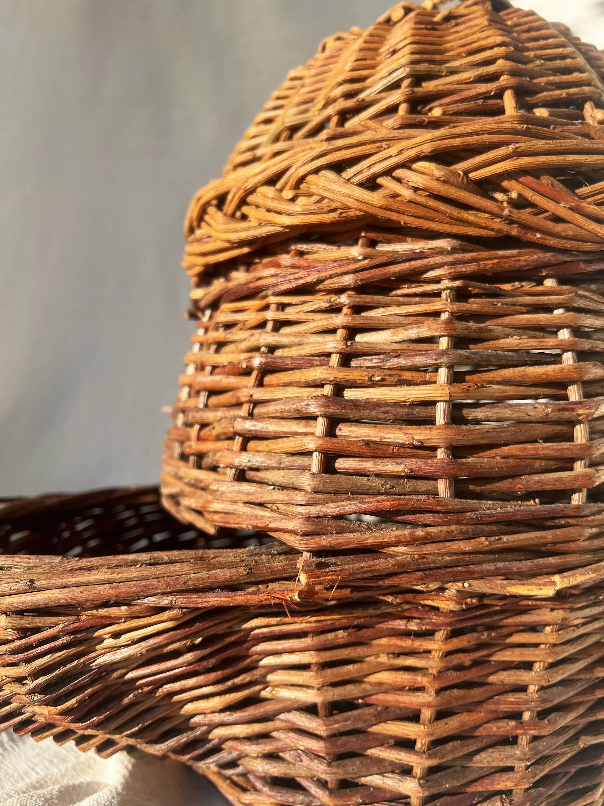 French potato basket with lid