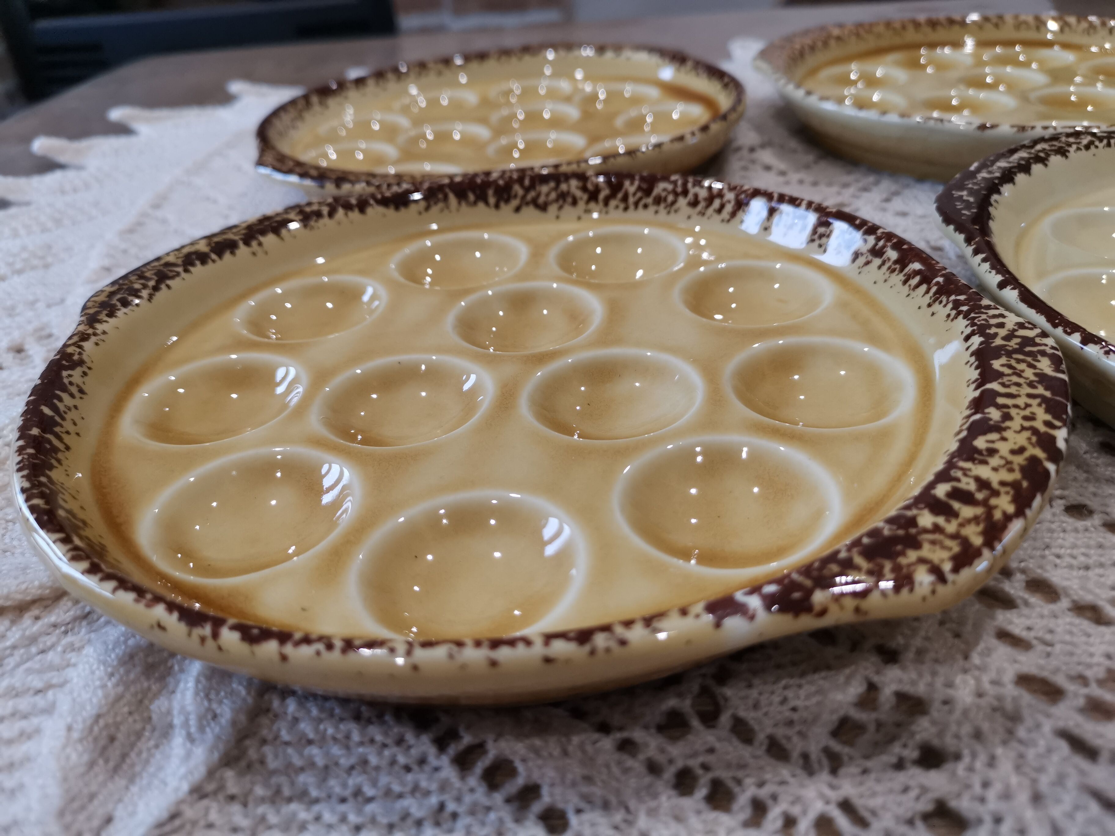 Snail cooking plates Gien France