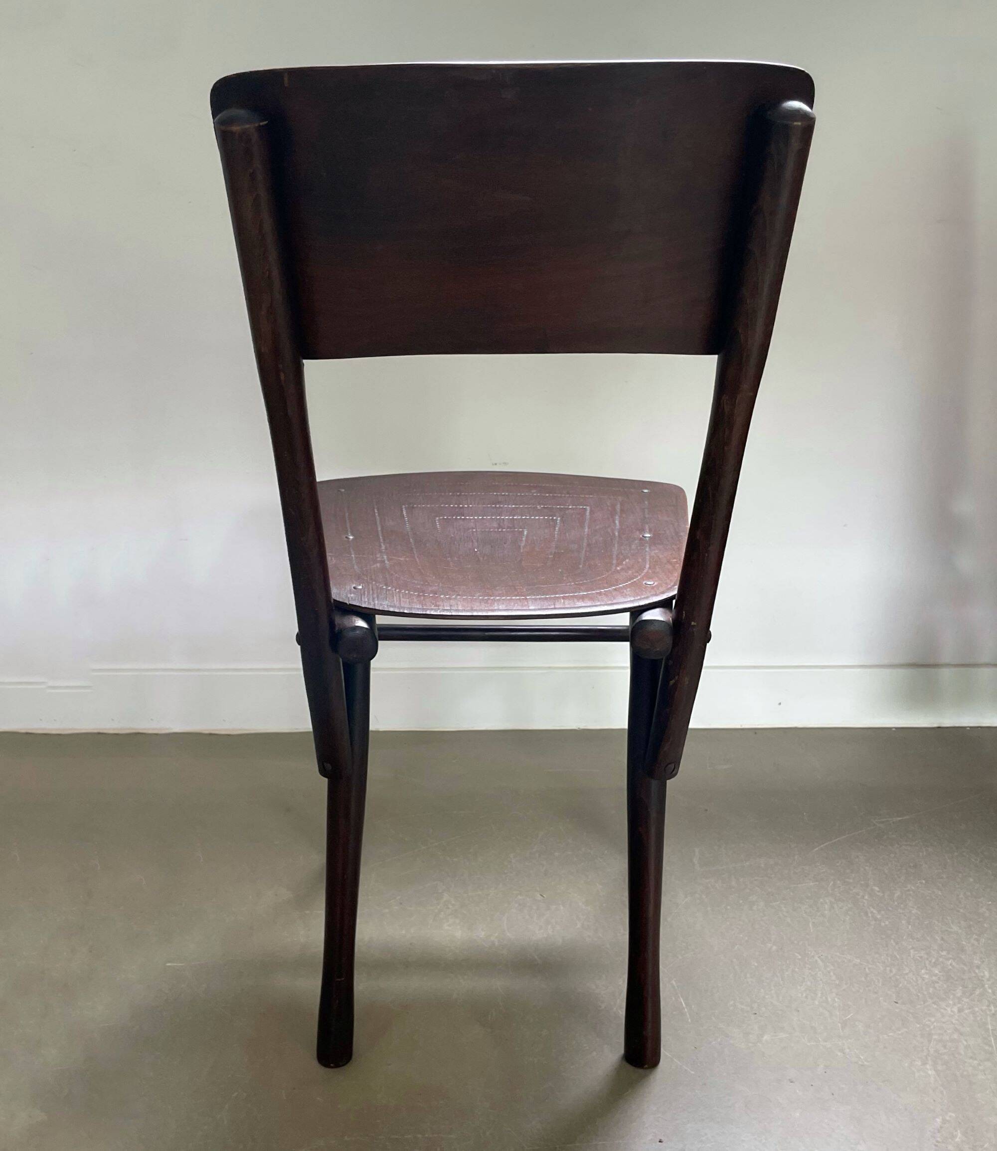 Chaise bistrot en bois par Jacob & Josef Kohn, 1ère moitié du 20e siècle