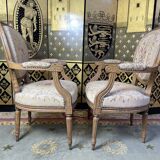 Paire de fauteuils médaillon d’époque Louis XVI