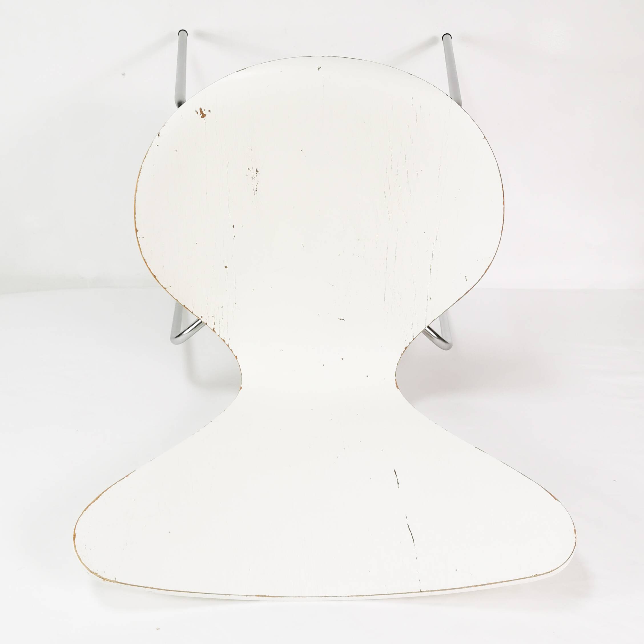 Designer chair, butterfly model 3107, Fritz Hansen, designed by A. Jacobsen