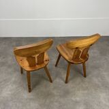 Chaises brutalistes pin massif style chalet