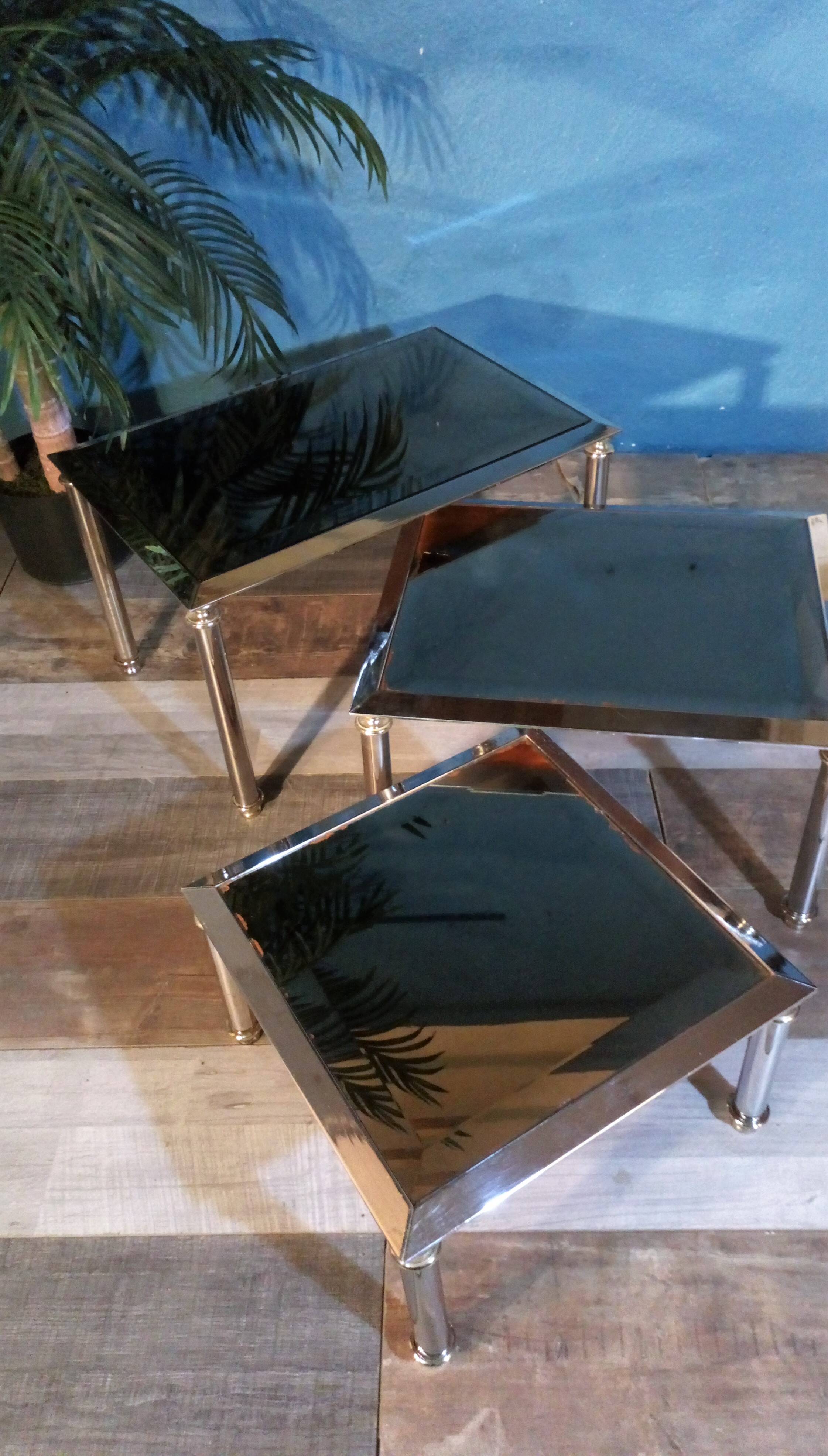 Tables gigognes 1970s