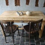 Farm table